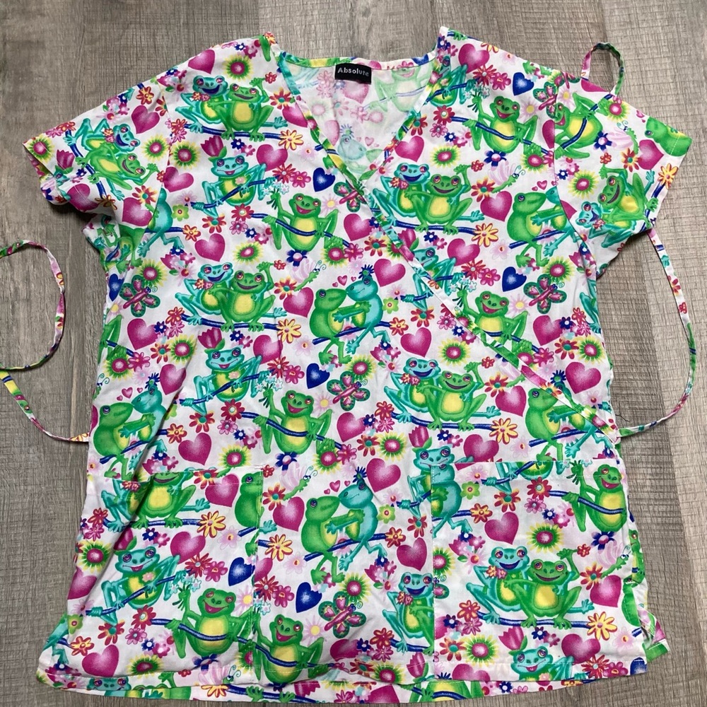 Scrub top